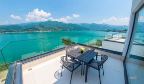 Royal Terrace Apartments